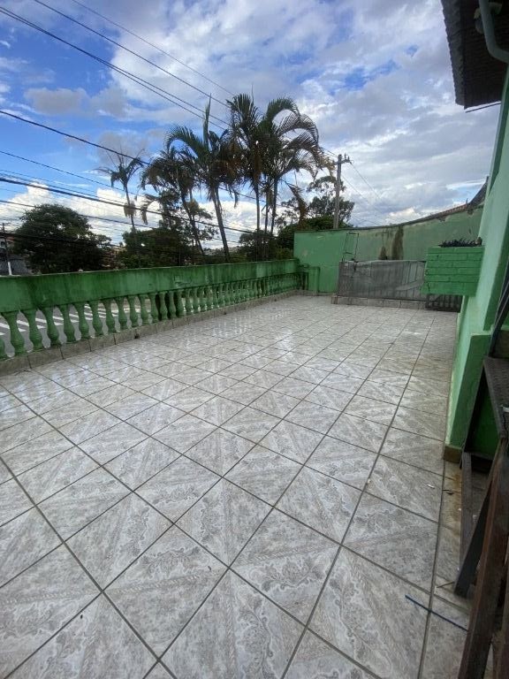 Casa à venda com 2 quartos, 200m² - Foto 7