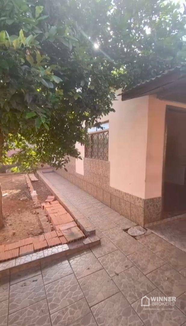 Casa à venda com 2 quartos, 80m² - Foto 3