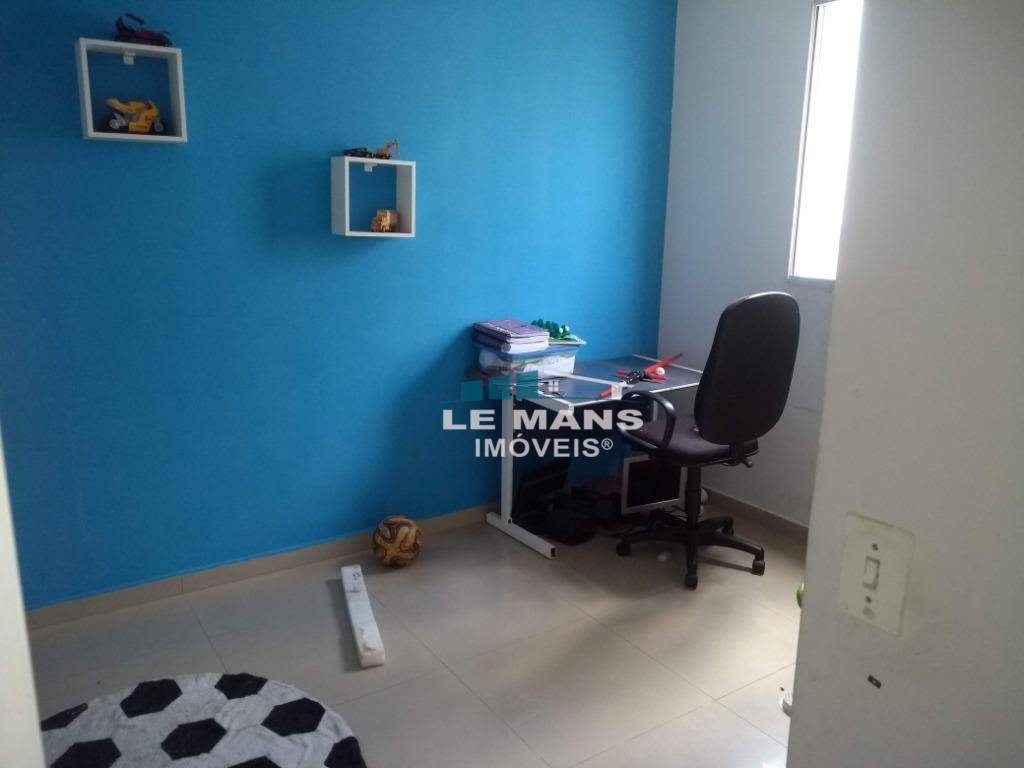 Apartamento à venda com 2 quartos, 46m² - Foto 7