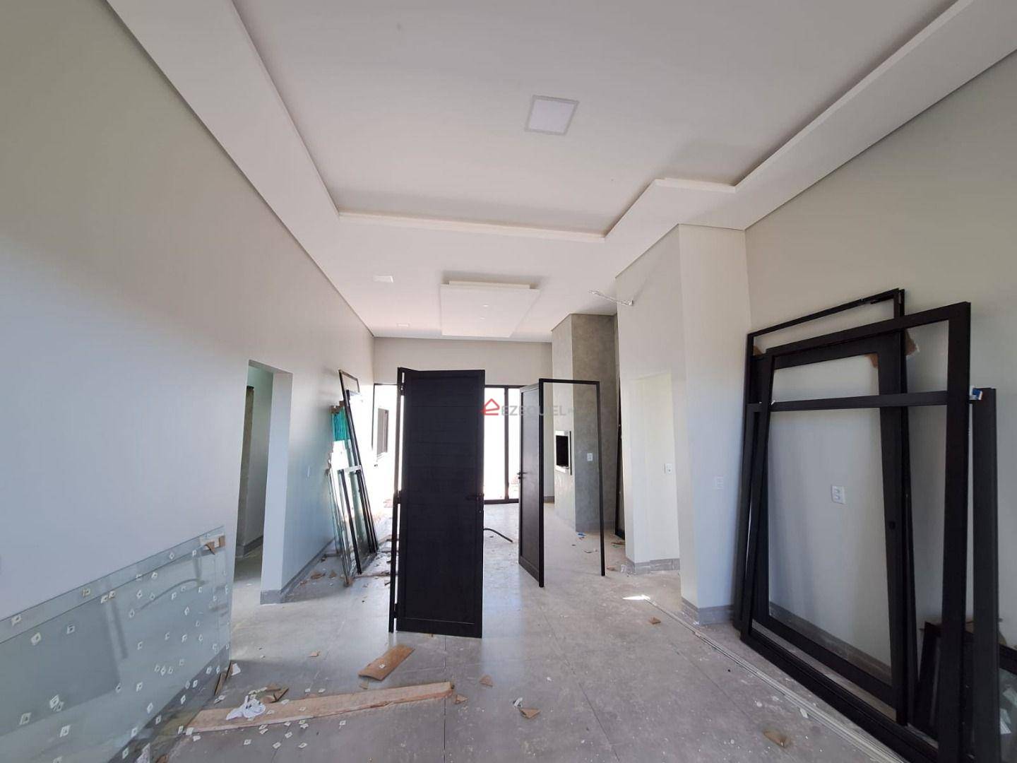 Casa à venda com 3 quartos, 160m² - Foto 2