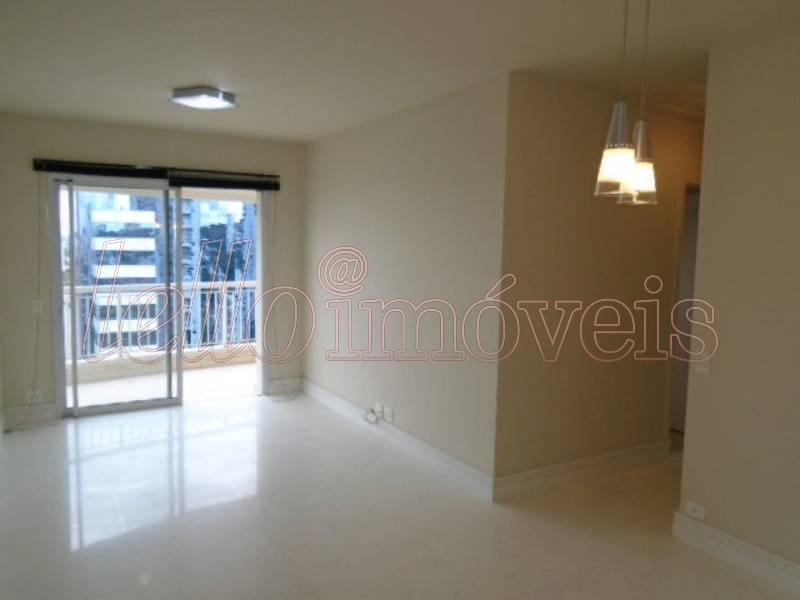 Apartamento para alugar com 2 quartos, 72m² - Foto 3