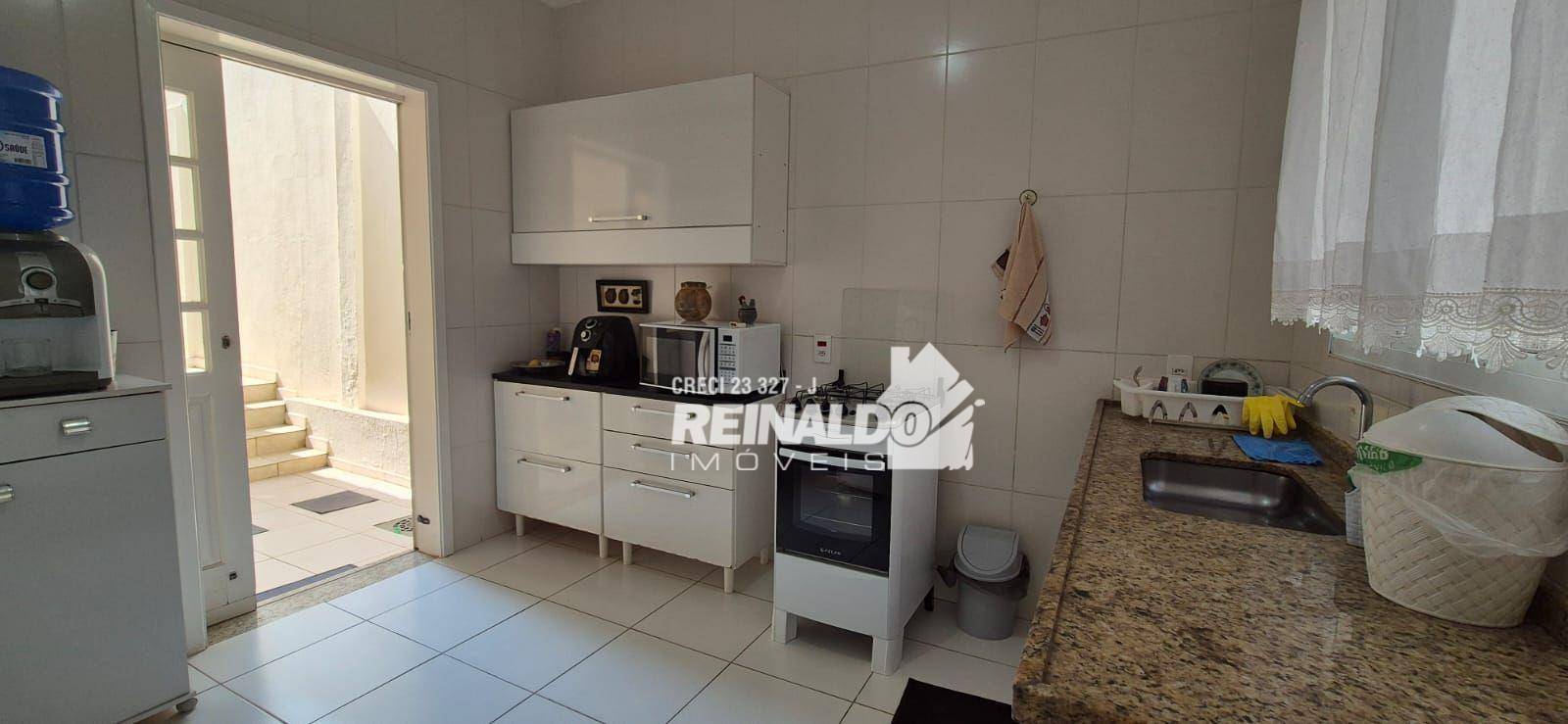 Casa à venda com 3 quartos, 127m² - Foto 13