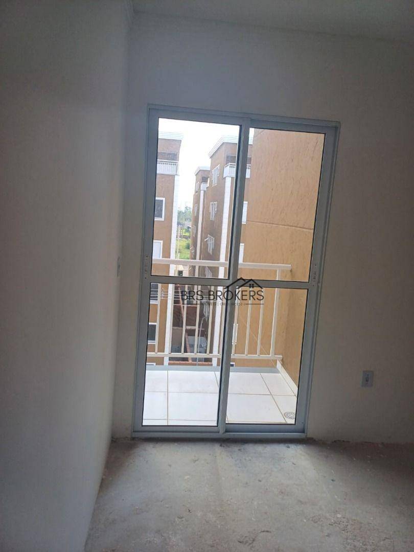 Apartamento à venda com 2 quartos, 83m² - Foto 3