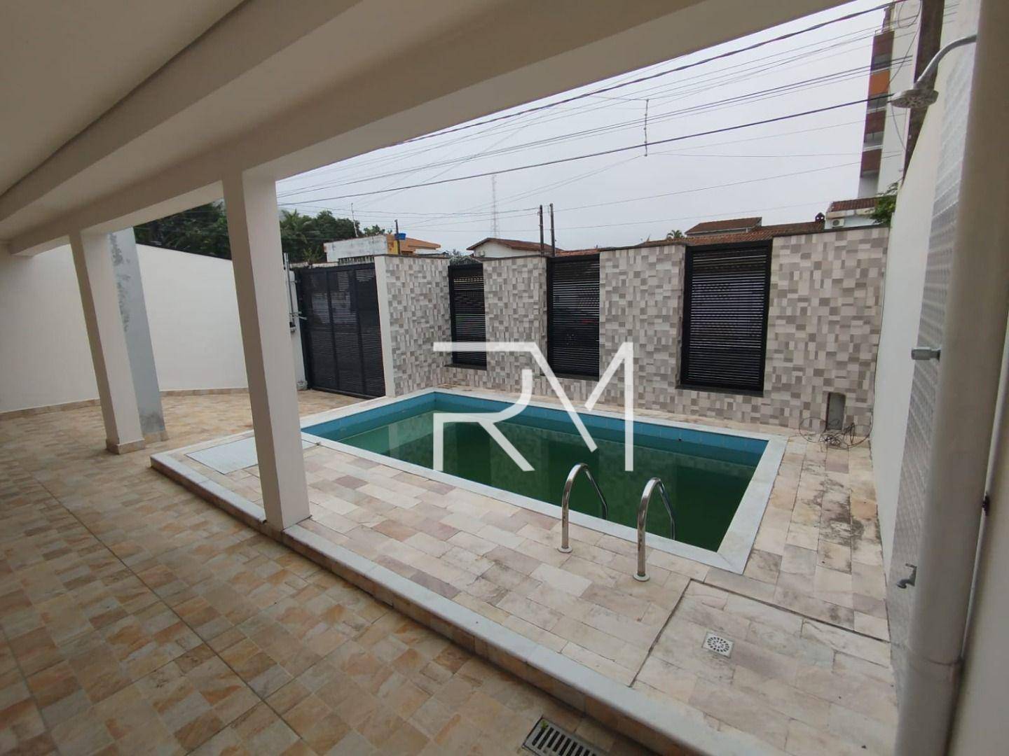 Casa à venda com 3 quartos, 222m² - Foto 3