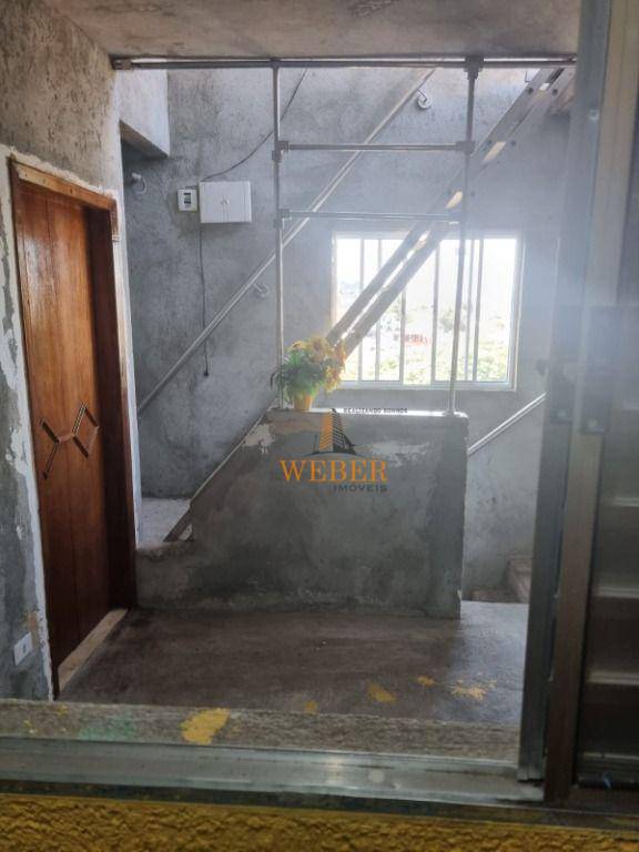 Sobrado à venda com 3 quartos, 110m² - Foto 4