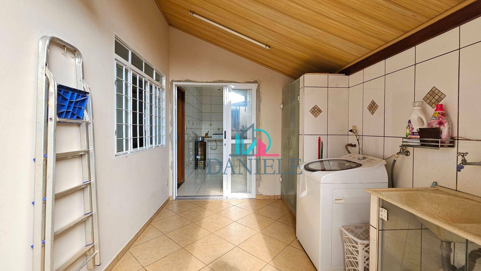 Casa à venda com 3 quartos, 186m² - Foto 20