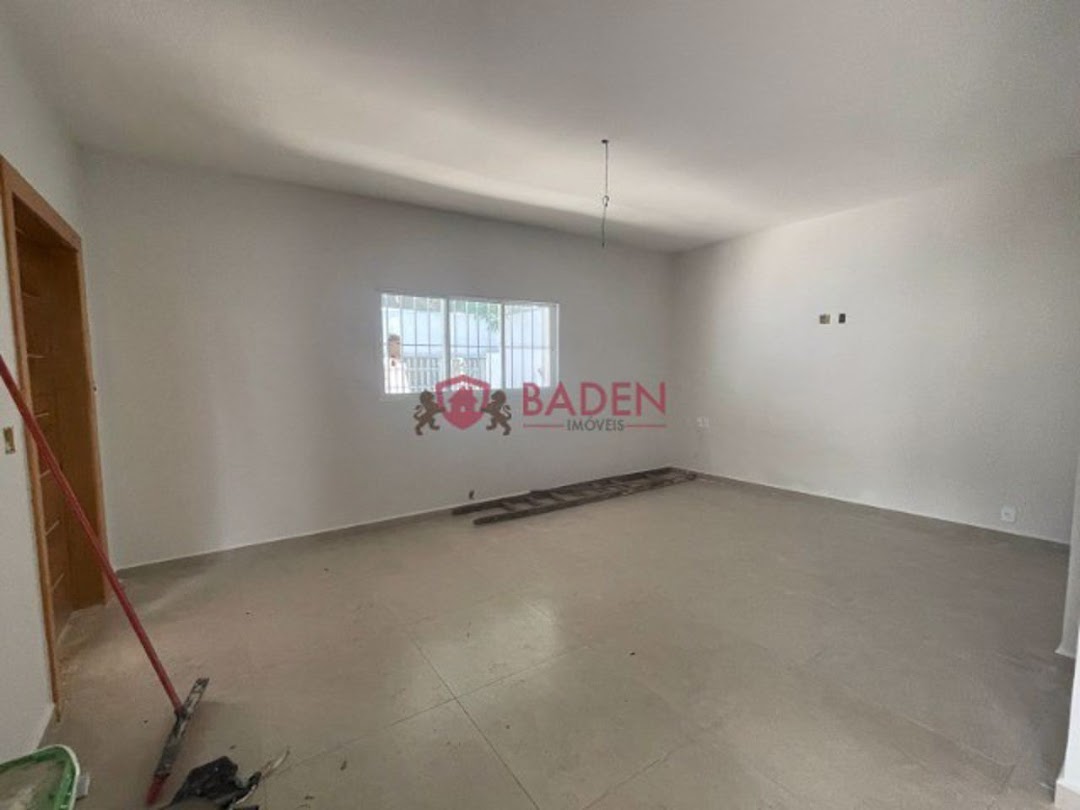 Casa à venda com 3 quartos, 299m² - Foto 6