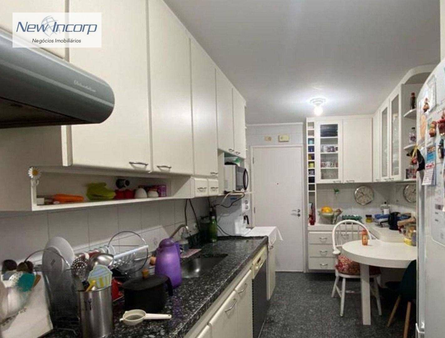 Apartamento à venda com 3 quartos, 121m² - Foto 24