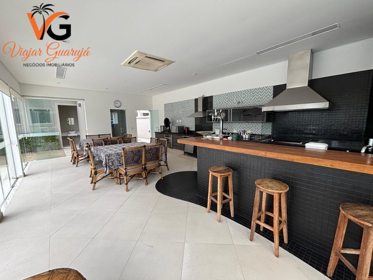 Casa à venda com 5 quartos, 310m² - Foto 19