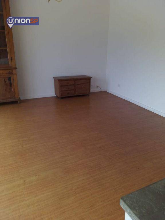 Apartamento à venda com 3 quartos, 180m² - Foto 7