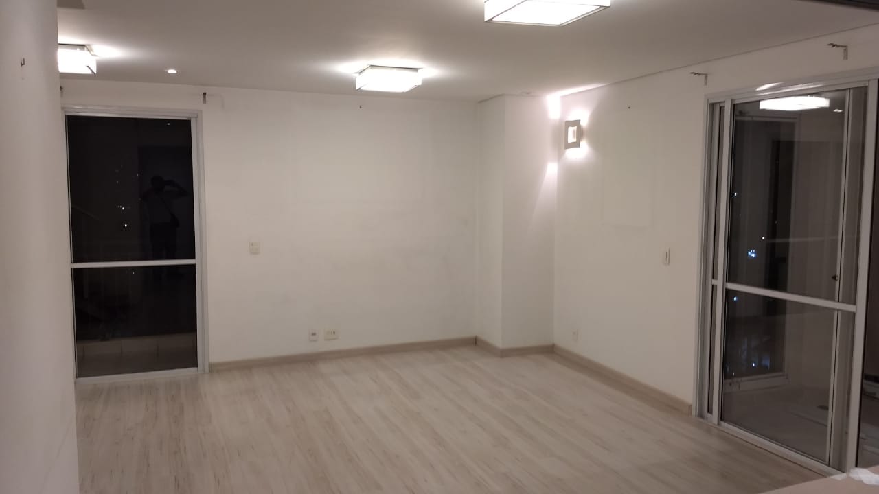 Apartamento à venda com 2 quartos, 85m² - Foto 8