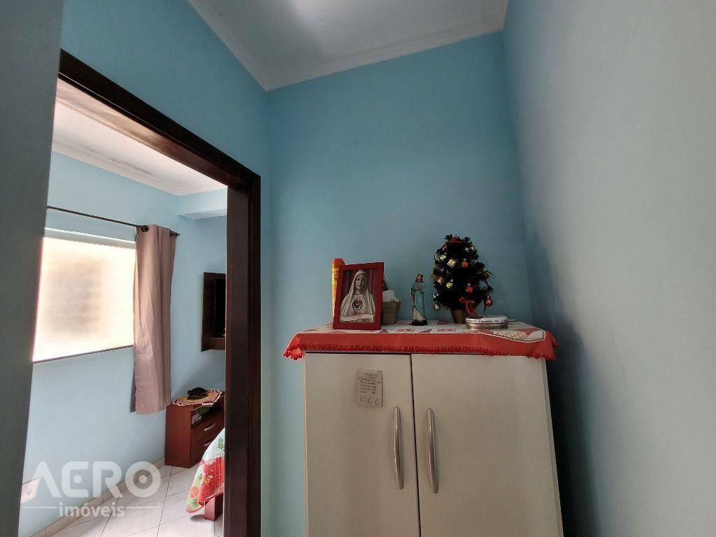 Casa à venda com 3 quartos, 180m² - Foto 21