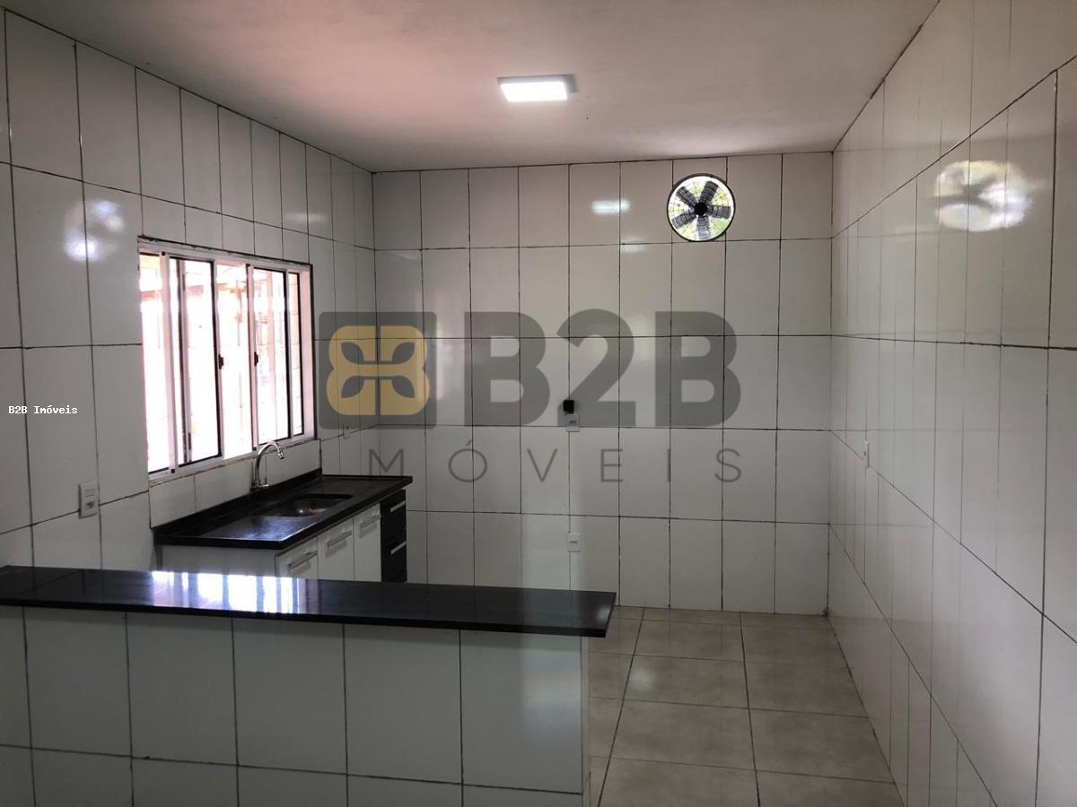 Fazenda à venda com 2 quartos, 240m² - Foto 3