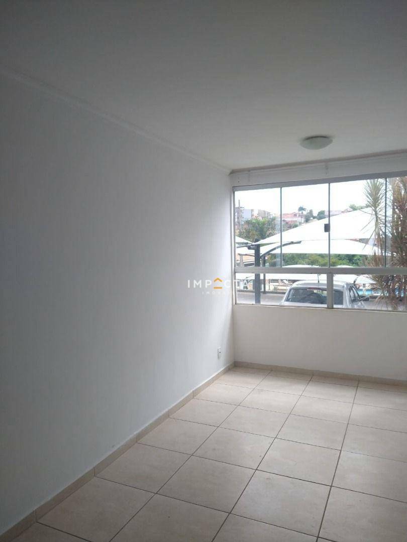 Apartamento para alugar com 2 quartos, 49m² - Foto 11