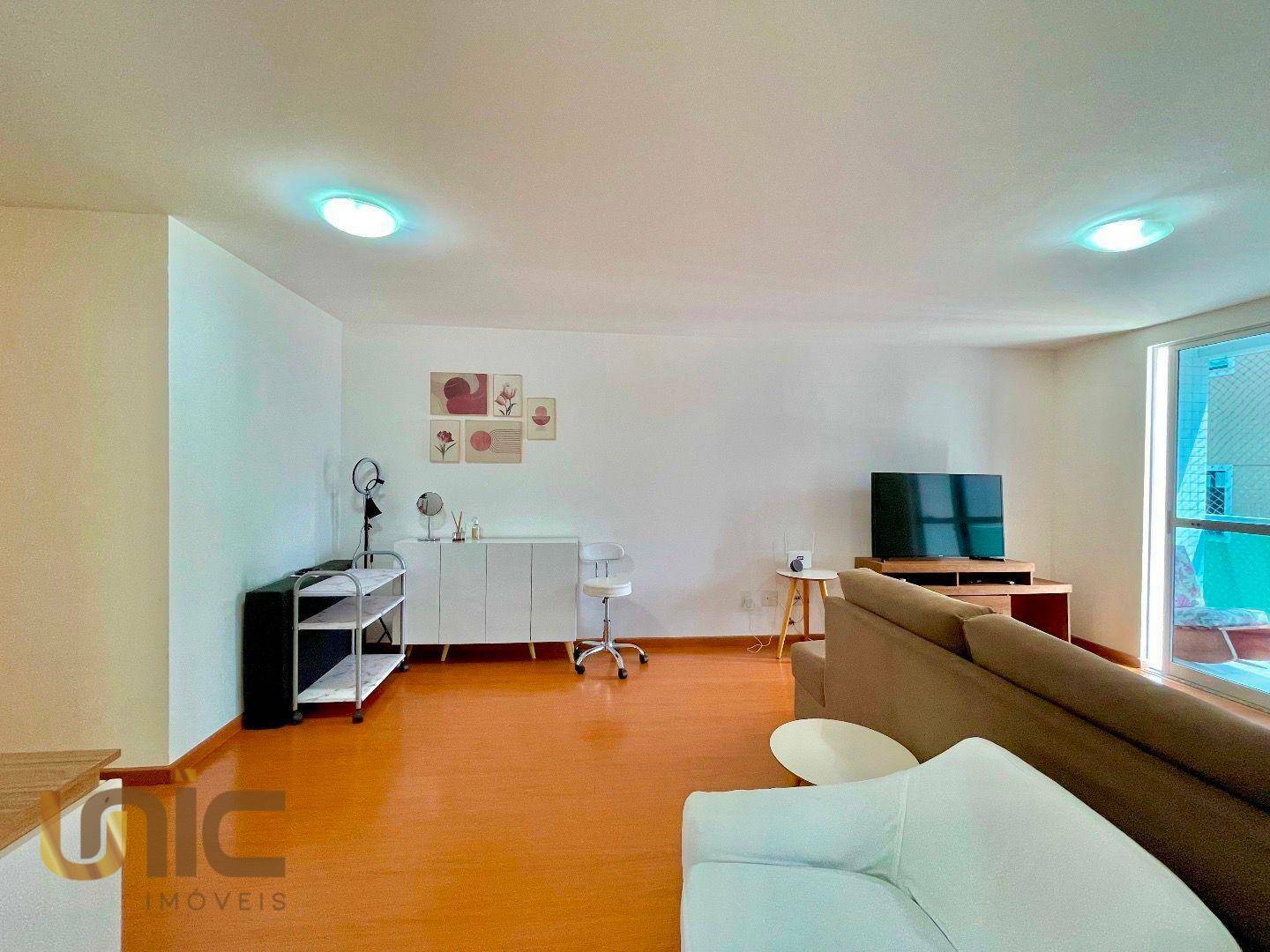 Apartamento à venda com 2 quartos, 81m² - Foto 4