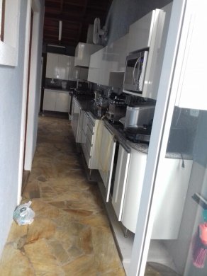Casa à venda com 4 quartos, 70m² - Foto 4