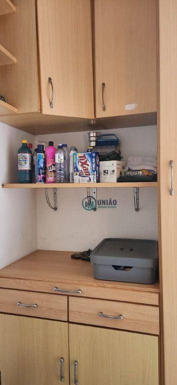 Apartamento à venda com 2 quartos, 80m² - Foto 23