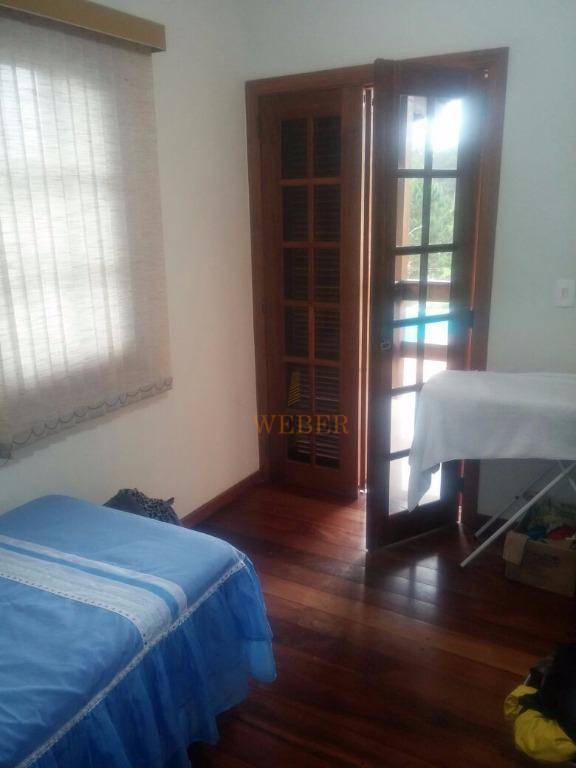 Casa de Condomínio à venda com 3 quartos, 200m² - Foto 9