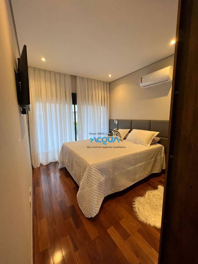 Casa de Condomínio à venda com 5 quartos, 290m² - Foto 16