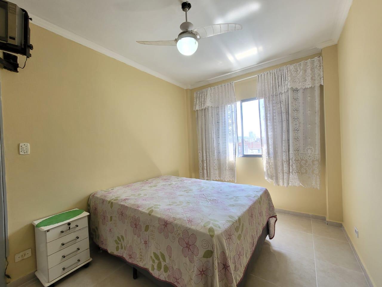 Apartamento à venda com 1 quarto, 40m² - Foto 11