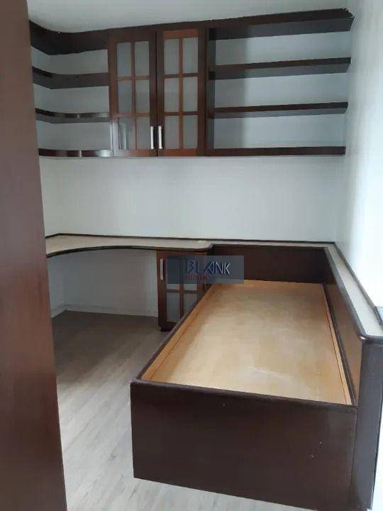 Apartamento à venda com 3 quartos, 90m² - Foto 1