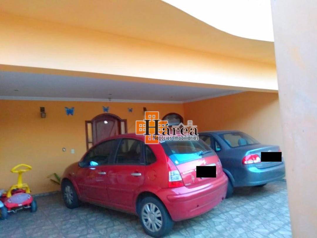 Sobrado à venda com 3 quartos, 150m² - Foto 1