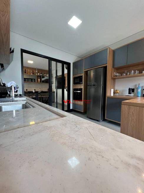 Casa de Condomínio à venda com 4 quartos, 207m² - Foto 9