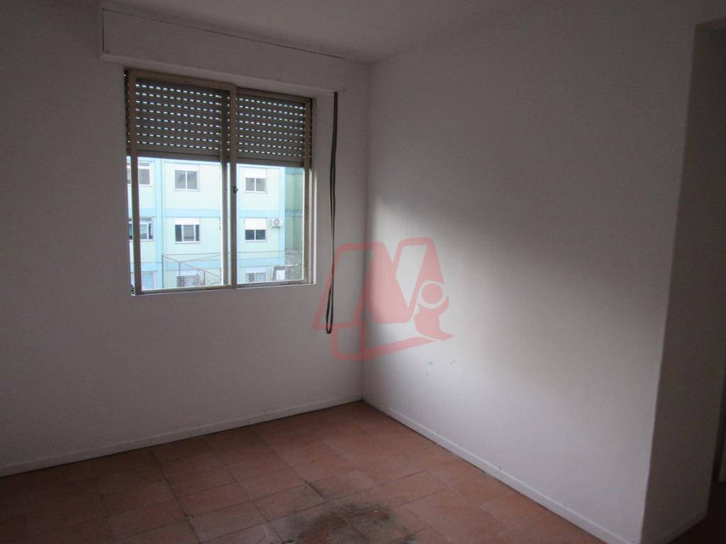 Apartamento à venda com 1 quarto, 36m² - Foto 2