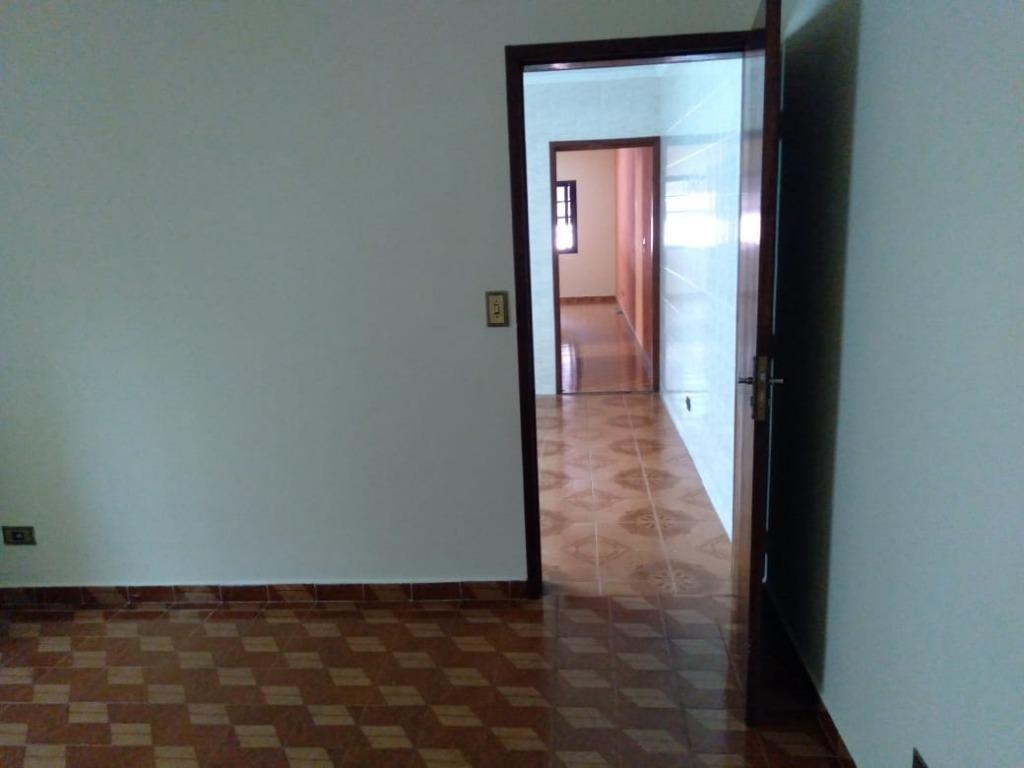 Casa para alugar com 1 quarto, 80m² - Foto 6