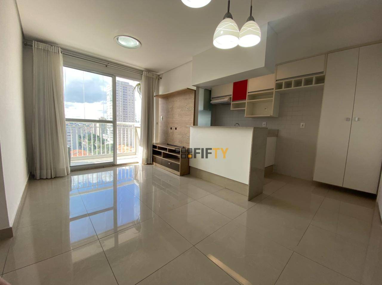 Apartamento para alugar com 2 quartos, 55m² - Foto 1