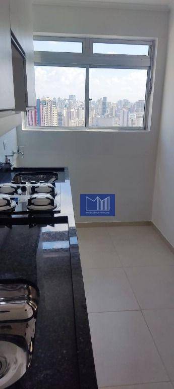 Apartamento à venda com 1 quarto, 40m² - Foto 18