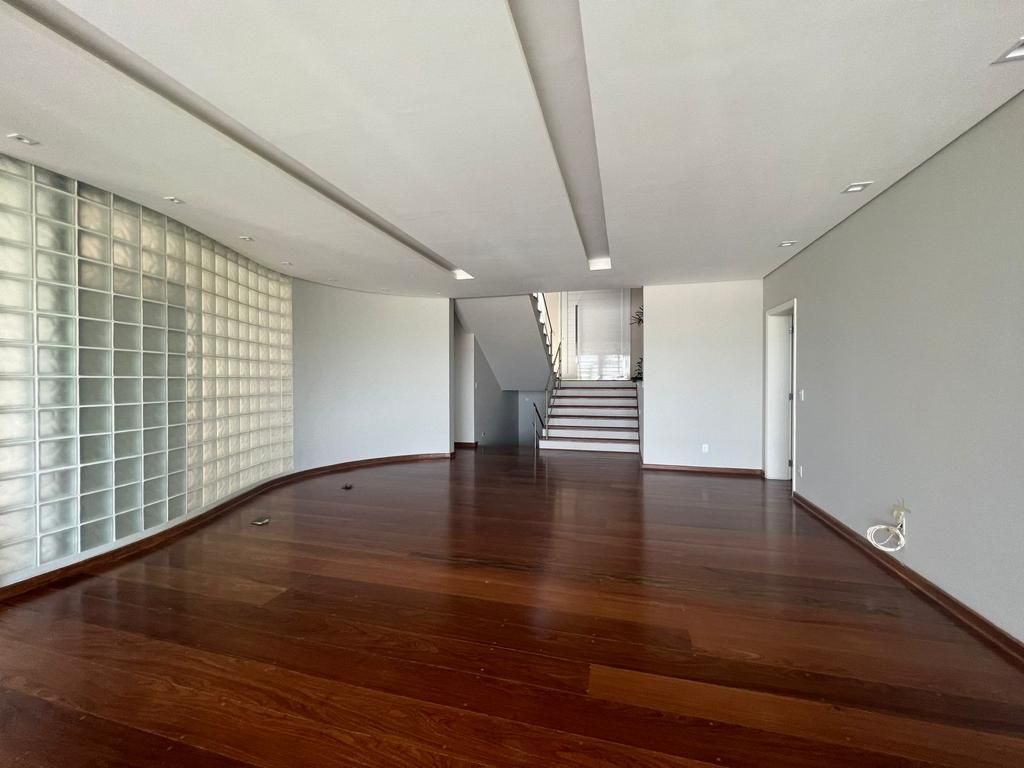 Casa de Condomínio à venda com 4 quartos, 600m² - Foto 15