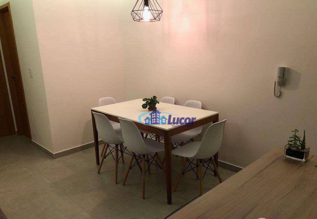 Apartamento à venda com 2 quartos, 60m² - Foto 5