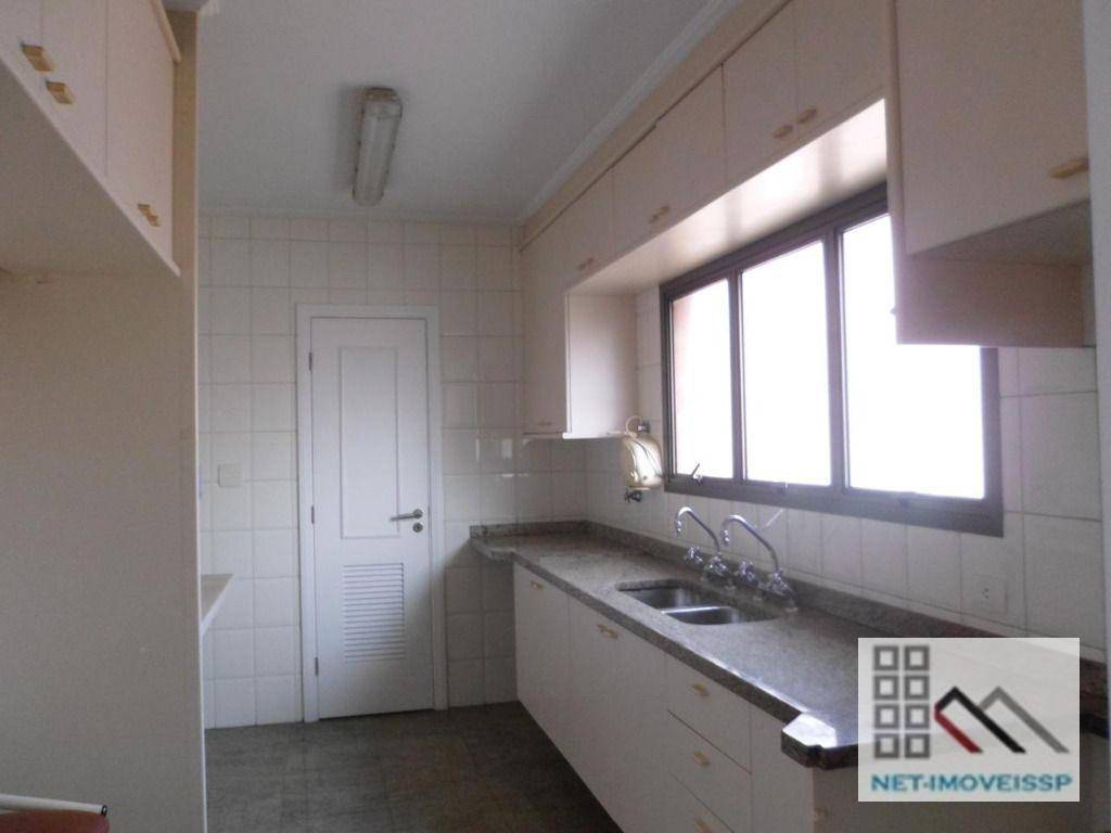 Apartamento à venda com 4 quartos, 224m² - Foto 10