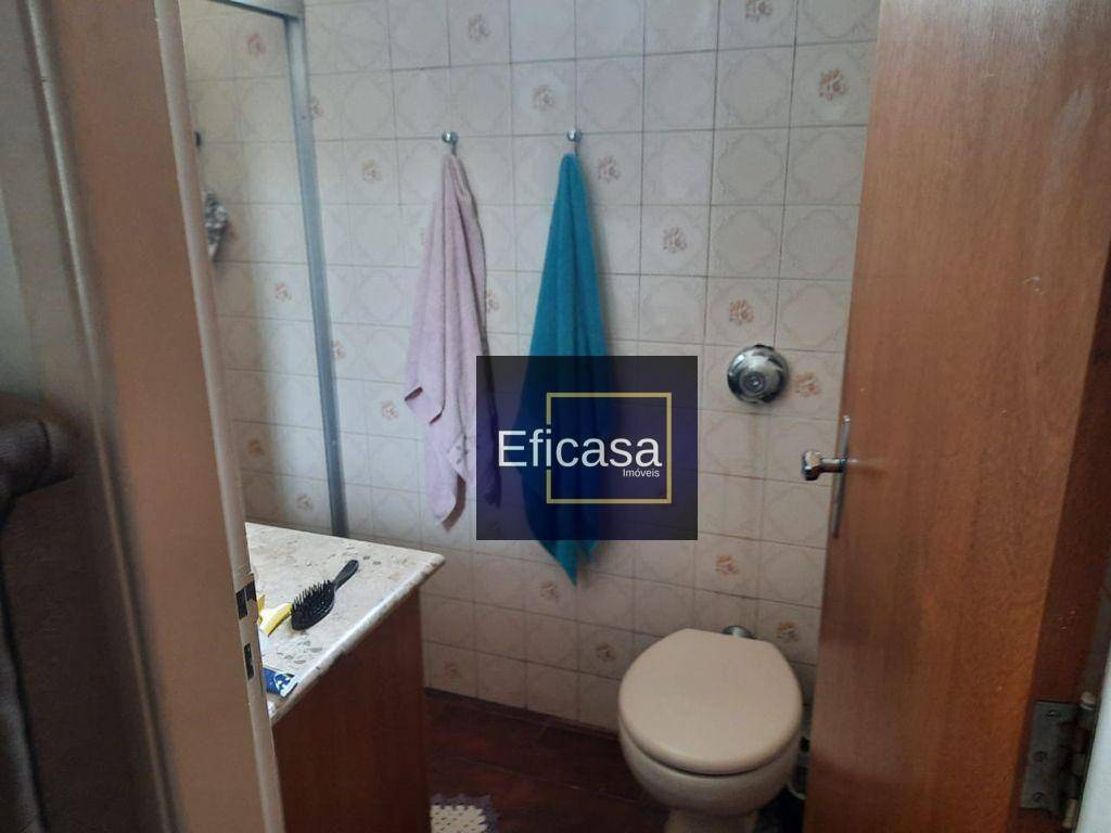 Casa à venda com 3 quartos, 250m² - Foto 23