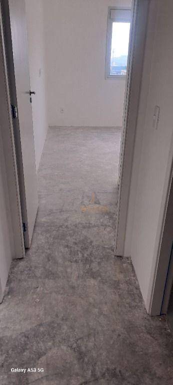 Apartamento à venda e aluguel com 3 quartos, 87m² - Foto 14