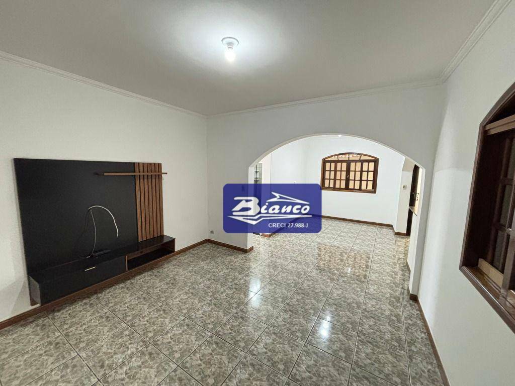 Casa para alugar com 2 quartos, 174m² - Foto 6