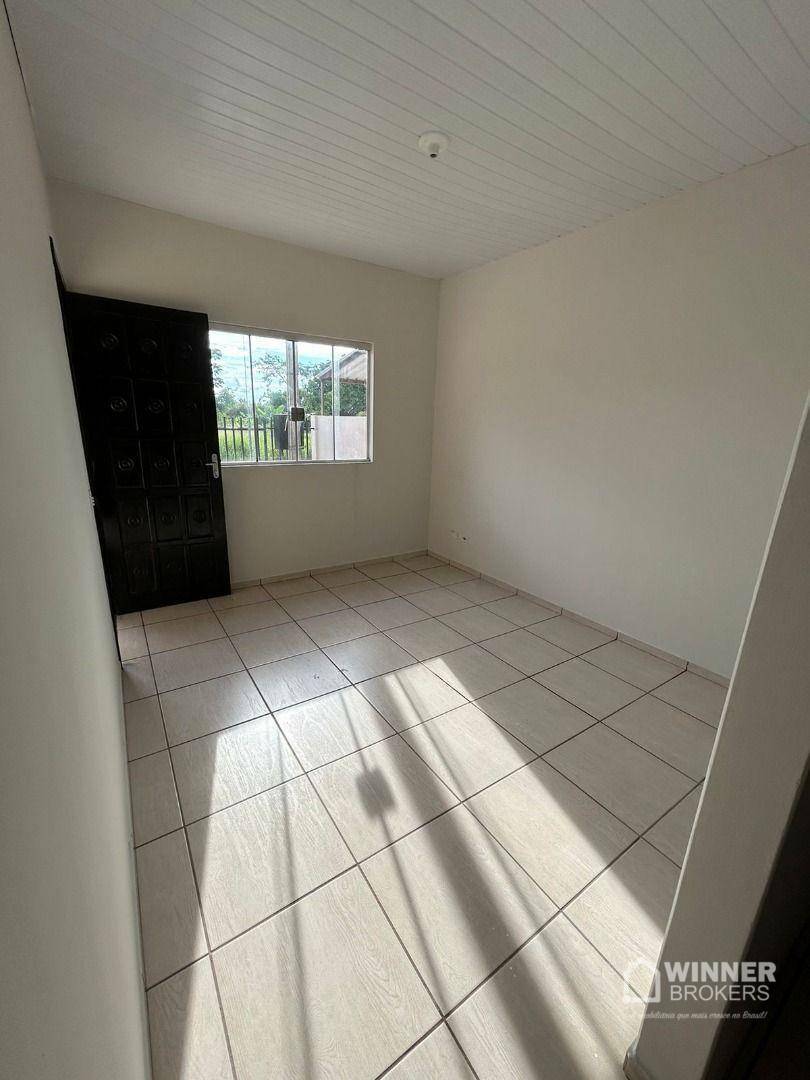 Casa à venda com 2 quartos, 76m² - Foto 2