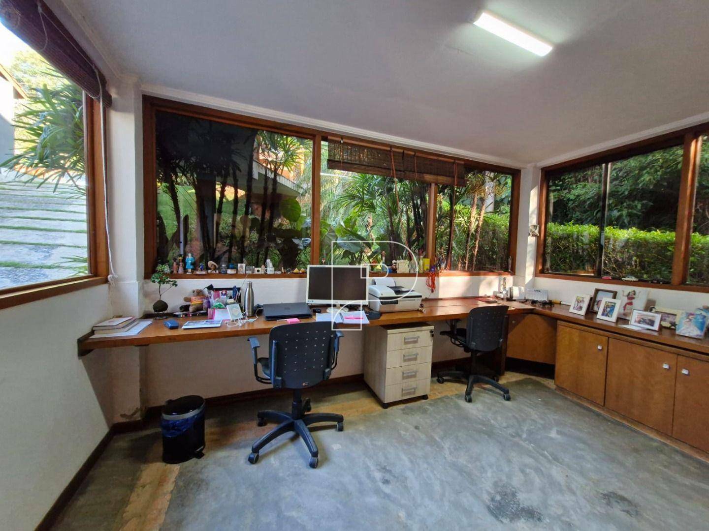 Casa de Condomínio à venda com 4 quartos, 261m² - Foto 25