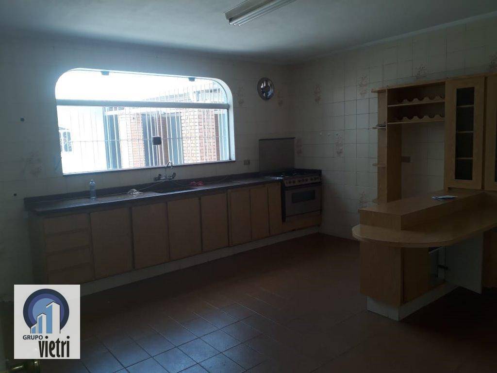 Sobrado à venda com 3 quartos, 200m² - Foto 26