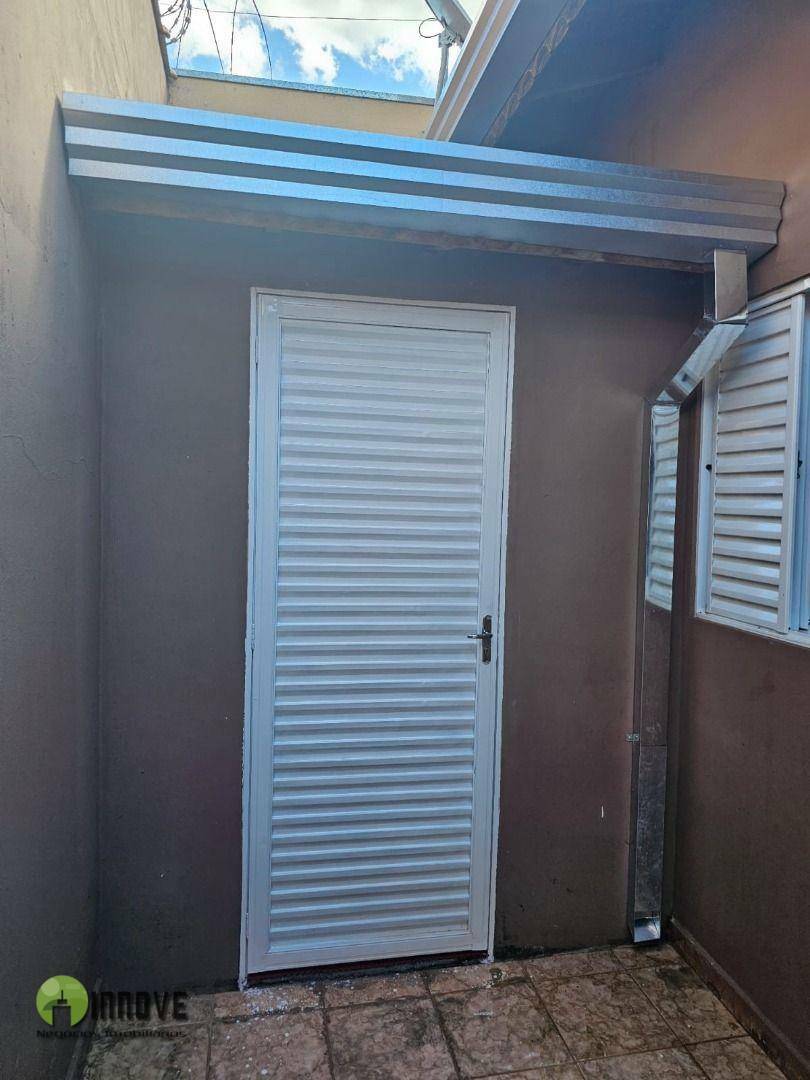 Casa à venda e aluguel com 2 quartos, 90m² - Foto 15