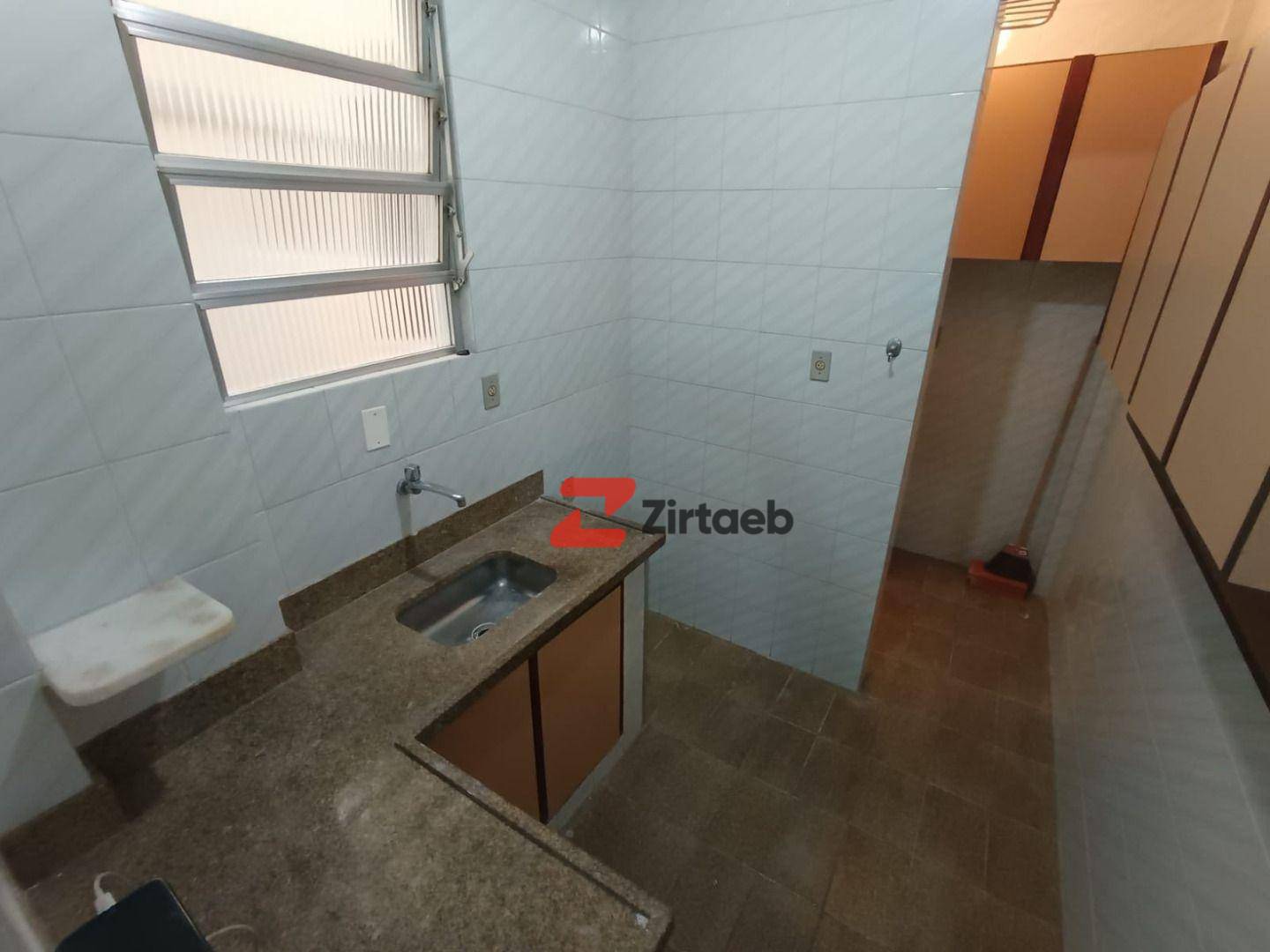 Apartamento para alugar com 2 quartos, 56m² - Foto 12