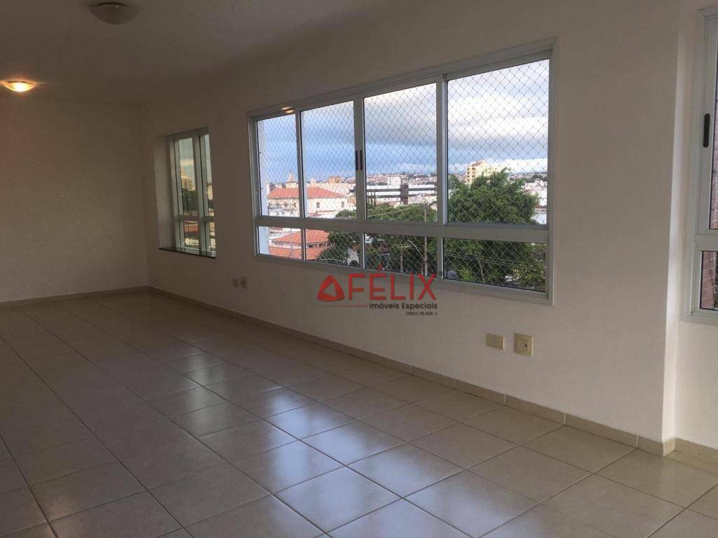 Apartamento à venda com 4 quartos, 200m² - Foto 3