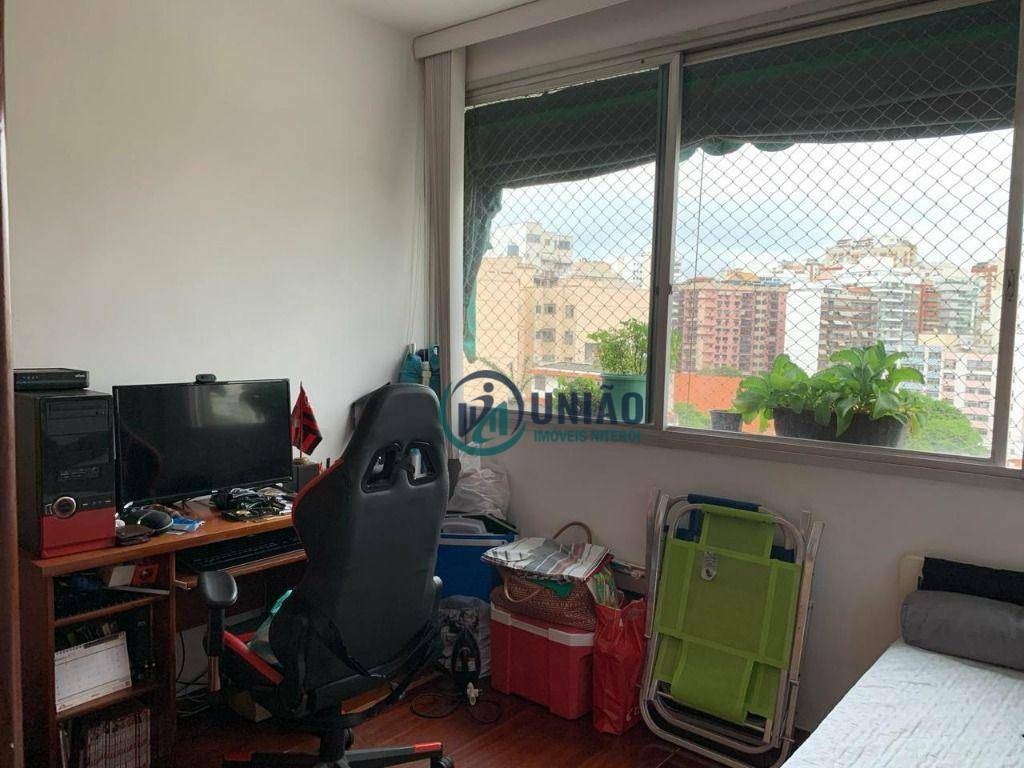 Apartamento à venda com 3 quartos, 120m² - Foto 16