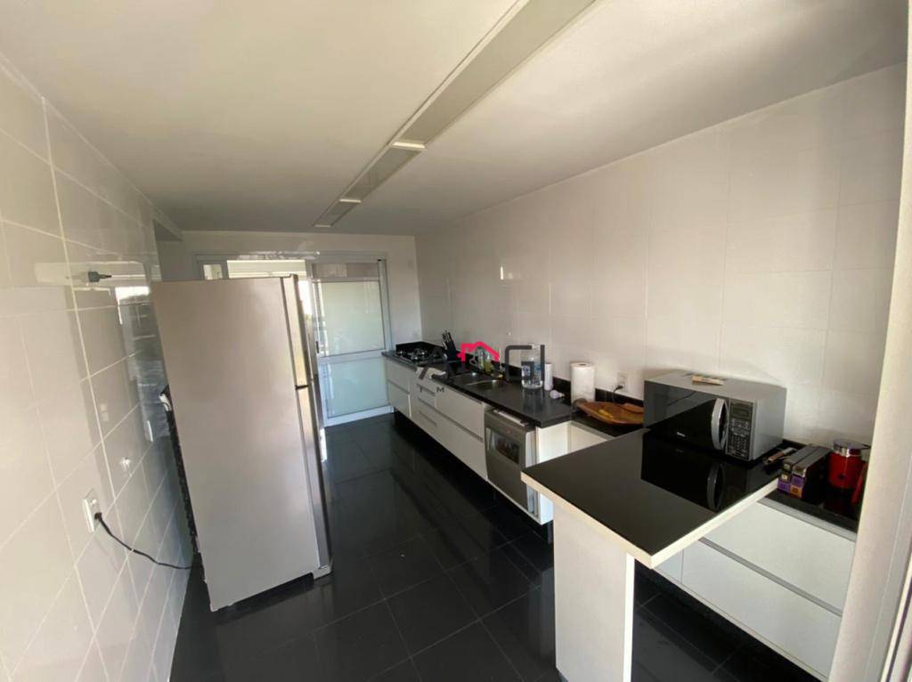 Apartamento à venda com 5 quartos, 198m² - Foto 19