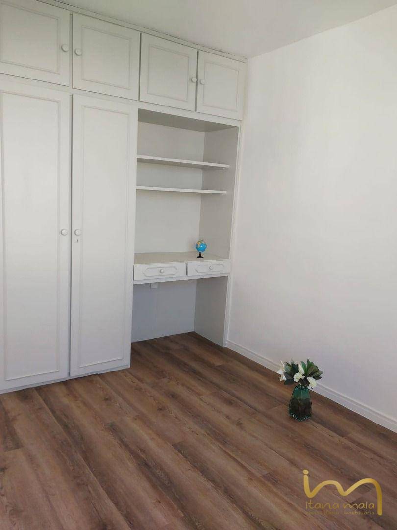 Apartamento à venda com 3 quartos, 98m² - Foto 12