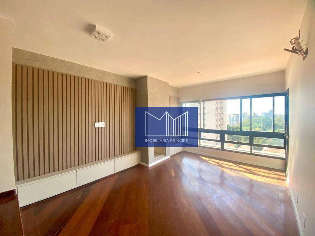 Apartamento para alugar com 3 quartos, 218m² - Foto 3