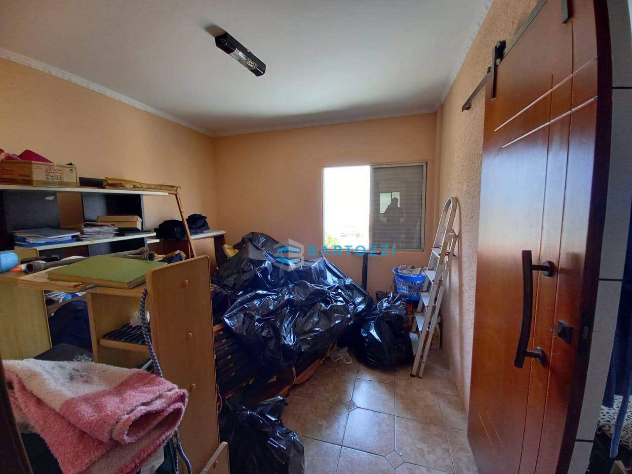 Apartamento à venda com 2 quartos, 64m² - Foto 7