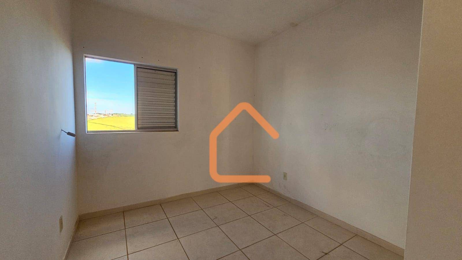 Apartamento à venda com 2 quartos, 58m² - Foto 4