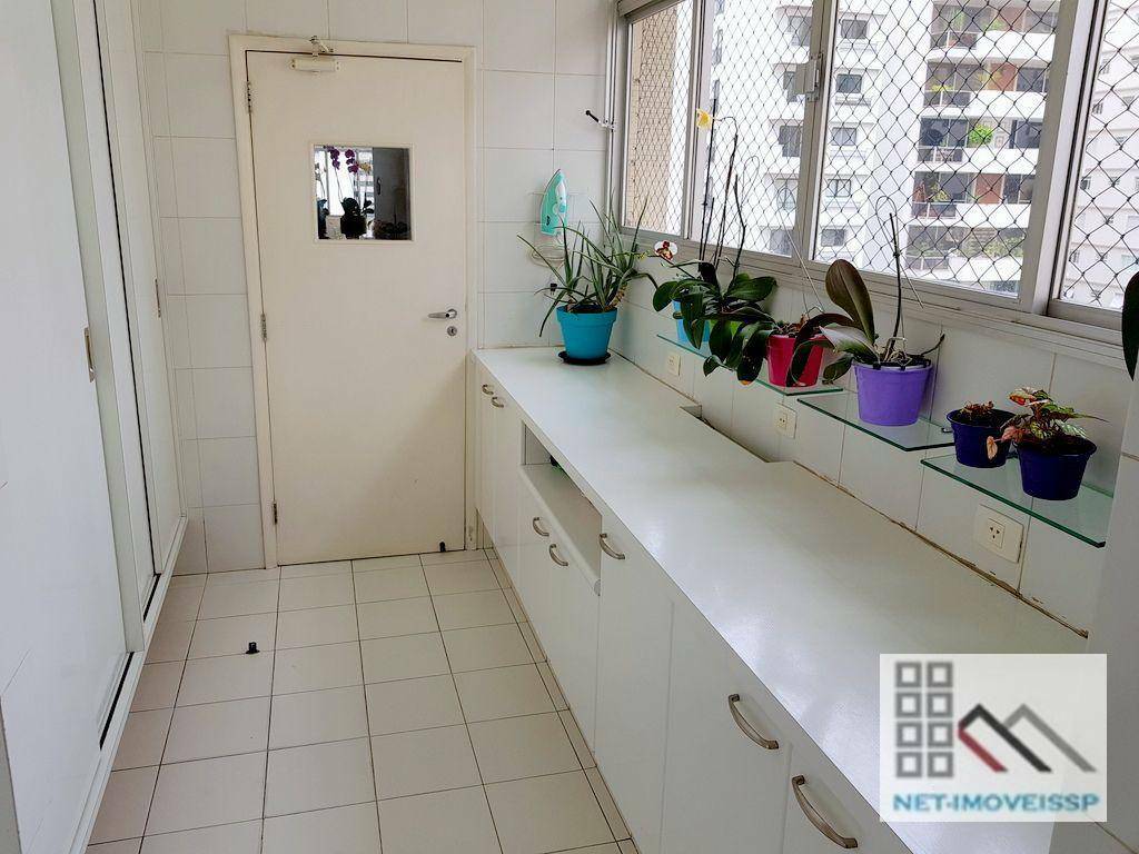 Apartamento à venda com 3 quartos, 244m² - Foto 33